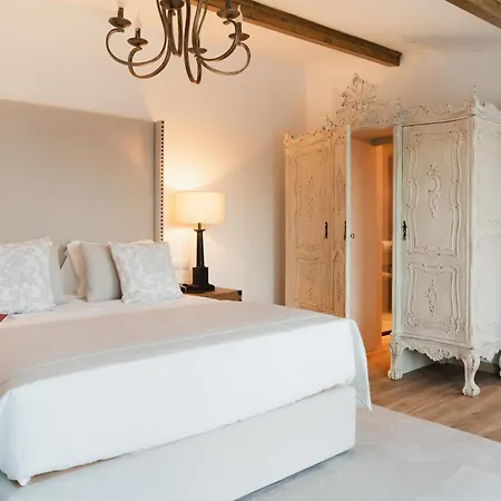 Real D Hotel 4*