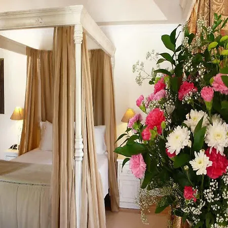 Real D Hotel 4*