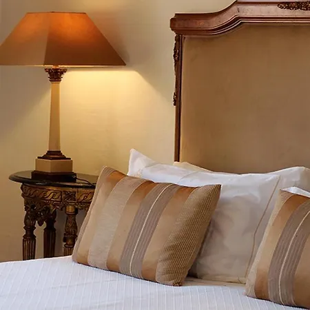 Real D Ξενοδοχείο